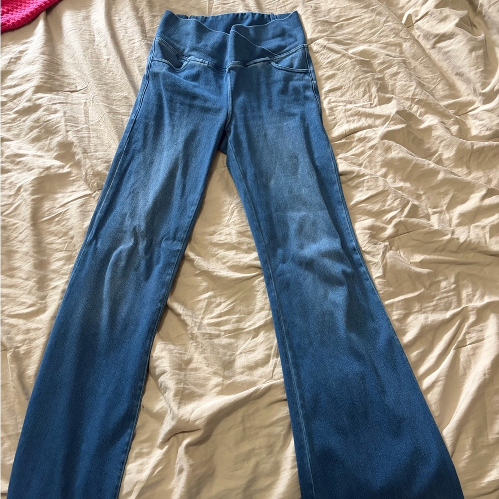 Blue Flared Yoga Pants